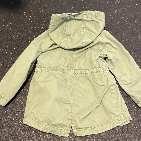 Toddler Girls Old Navy Jacket Size 4 - Picture 3 of 3